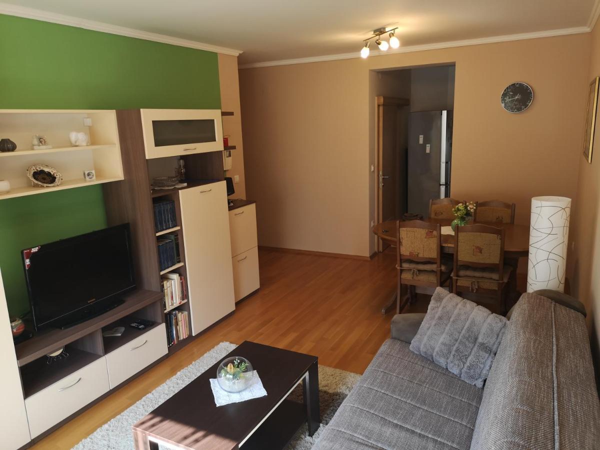 Dora Apartamento Ðakovo Exterior foto